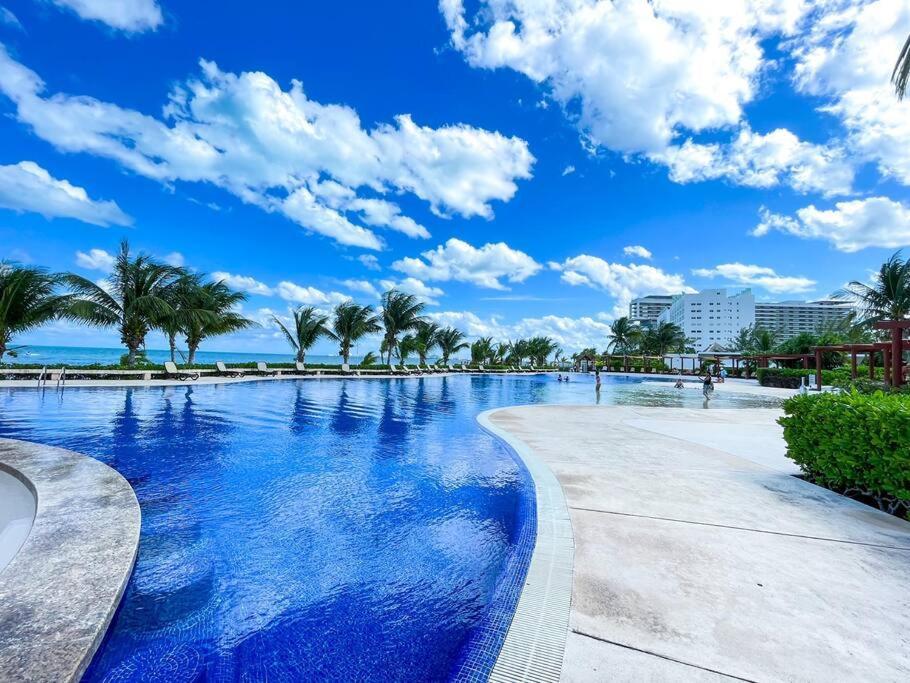 Punta Me Luxury Ocean View & Beach Front In Amara Cancun